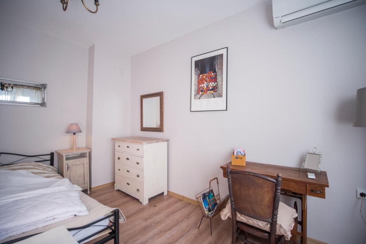 The Bookies Apartments Sofya Dış mekan fotoğraf